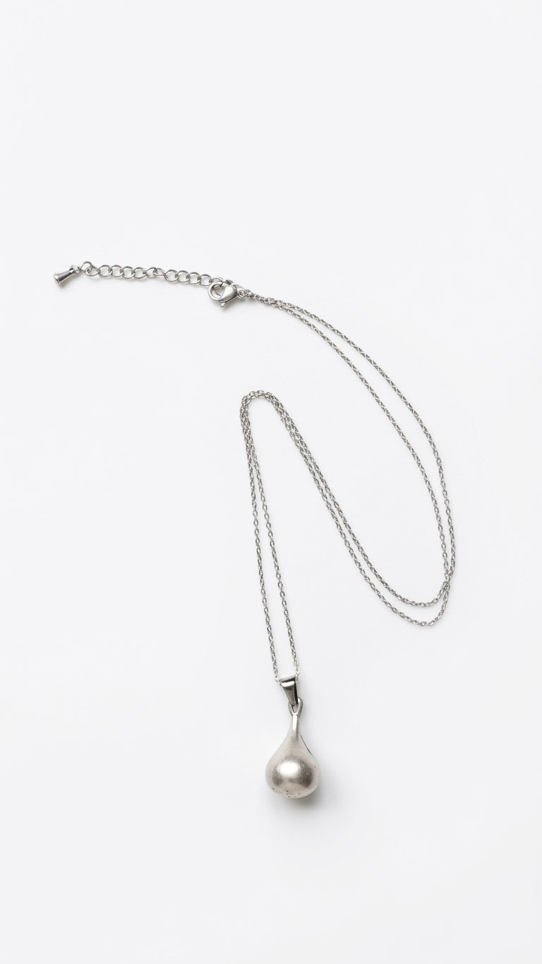 [Handmade] Kisses Necklace