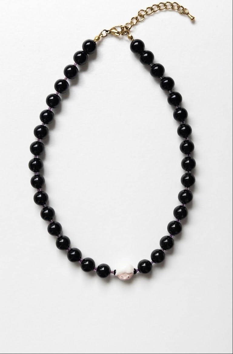 [Handmade] Black Sheep Necklace