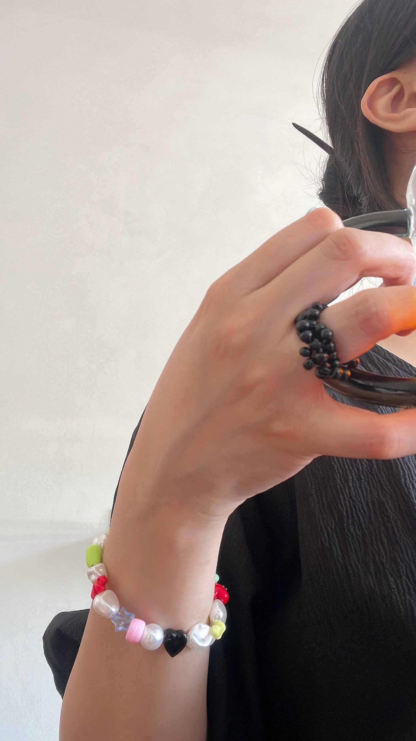 [Handmade] Likey Bracelets (2 colors)